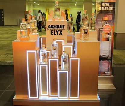 跨界合作新篇章 海南汽車后備箱收納箱經(jīng)銷商與佛山桀旺家飾品牌的創(chuàng)新家居飾品銷售模式